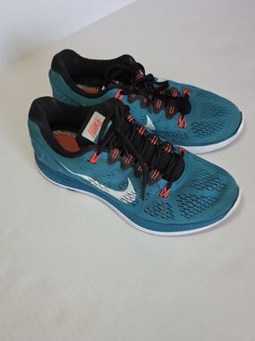 Nike Turquoise Lunarglide 5 Women’s Size 7.5 Running Shoes Athletic Sneakers